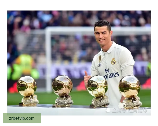 莱万以185场117球追平斯托伊奇科夫 并列巴萨队史射手榜第十四位